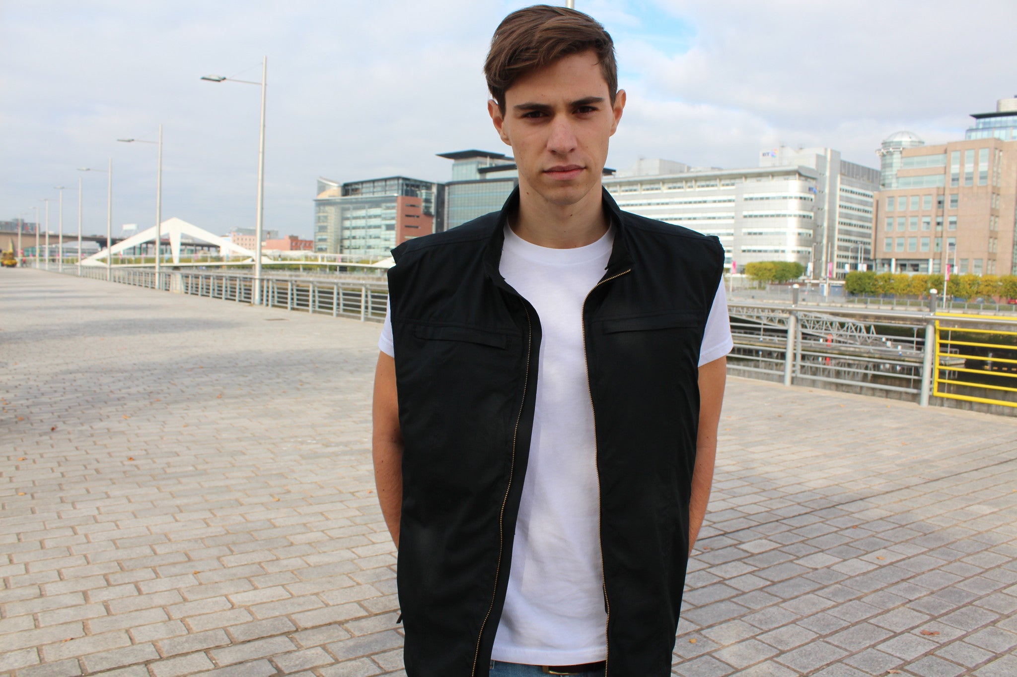 AyeGear V26 Travel Vest , Travel Vest - AyeGear, AyeGear - Travel Clothing, Carry Your iPad | Travel Vests | Hoodies | Jackets | Tees
 - 7